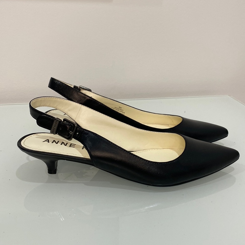 Kitten heal. New. Never used. Ann Klein